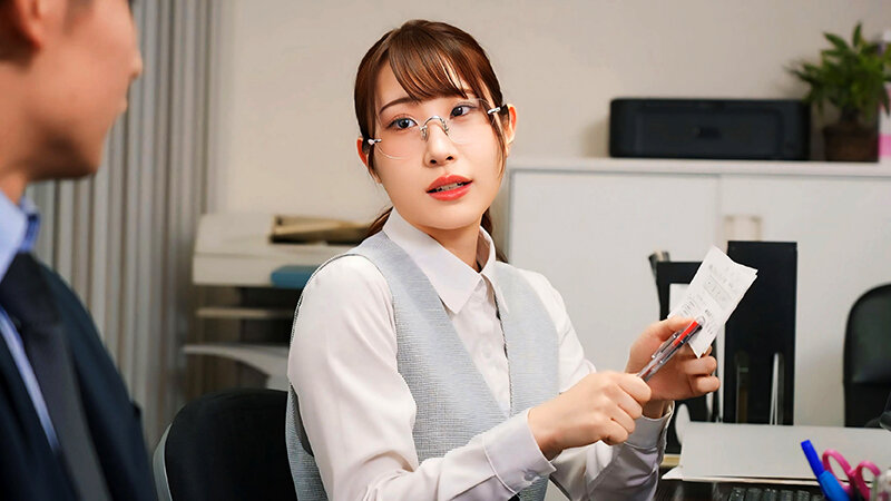 「これは経費で落ちません！」いつも地味で生真面目で領収書を突っ返してくる経理部のOLがデリヘル嬢で痴女だった。五十嵐さん編【配信限定】 五十嵐清華のサムネイル画像