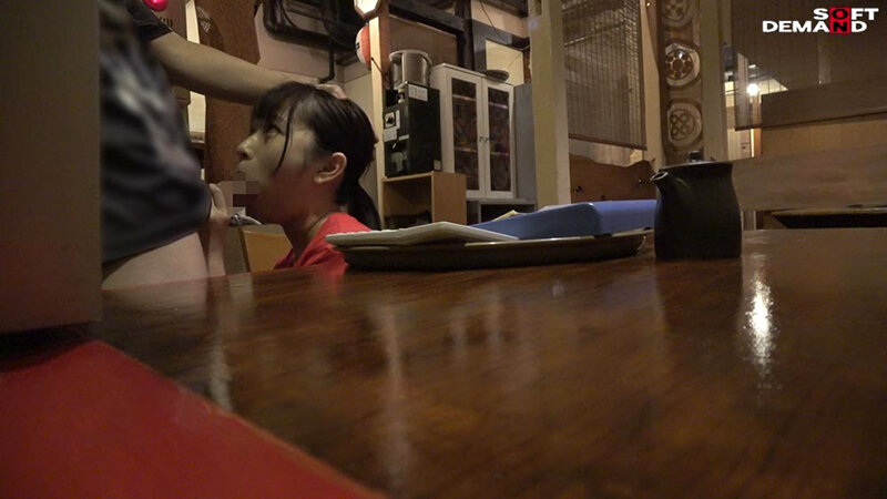 バイトSEX動画 居酒屋アルバイトスタッフ みおう 20歳 大学生のサムネイル画像