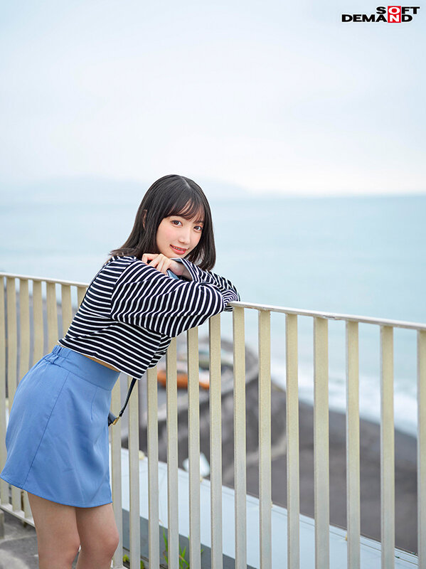 「私、プライベートではいつも潮吹くの我慢してたんです…AVならいっぱい吹けますもんね！」 敏感Hカップボディからあふれ出すお潮と性欲！応援せずにはいられない笑顔！ 19歳湘南育ちの潮ガール‘弓乃りむ’のサムネイル画像