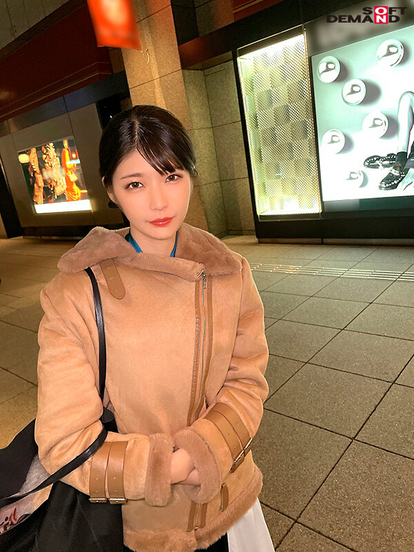 【初撮り】【中出し了承】クールでおとなしめの美容部員さん。制服脱いだら超美白スレンダーボディ。仕事の合間に呼び出しHキメたら、ハマちゃったみたいで連続中出しさせてくれました。 かほちゃん 22歳のサムネイル画像