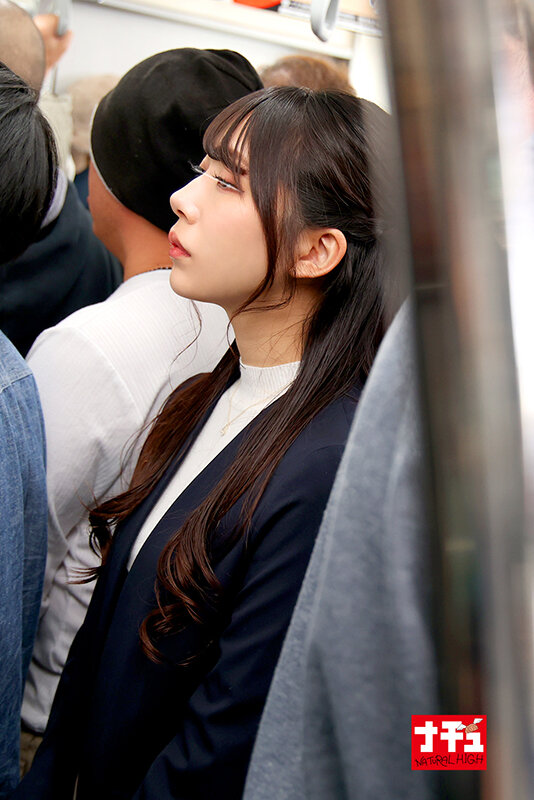 生中集団9 美乳ハイネックOLのサムネイル画像