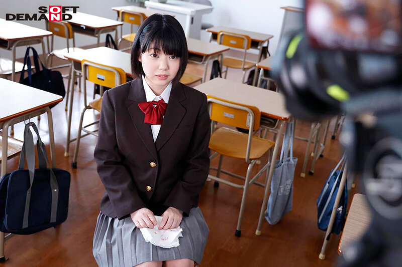 未成熟なカラダ、あやうい美少女 18歳 SOD専属AVデビュー 桃乃りん【圧倒的4K映像でヌク！】のサムネイル画像