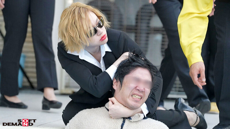 ドキュメント ボディガード（ヌキあり）に守られしゼツリン大富豪のサムネイル画像