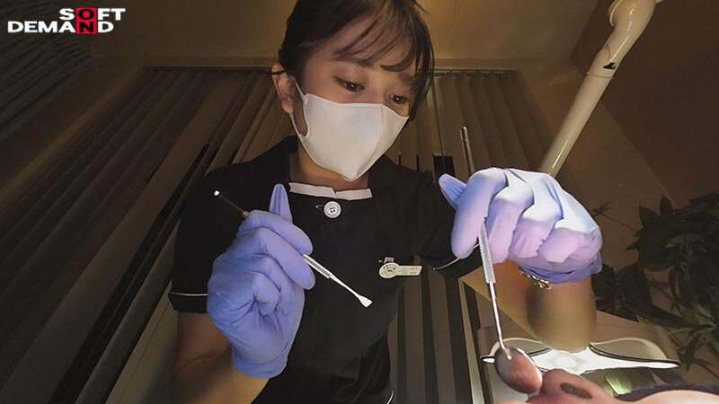 【特典版】時間を止められる男は実在した！～死の淵から帰って来た男 白衣の天使にお礼の種付けファック 病院占拠SP～のサムネイル画像