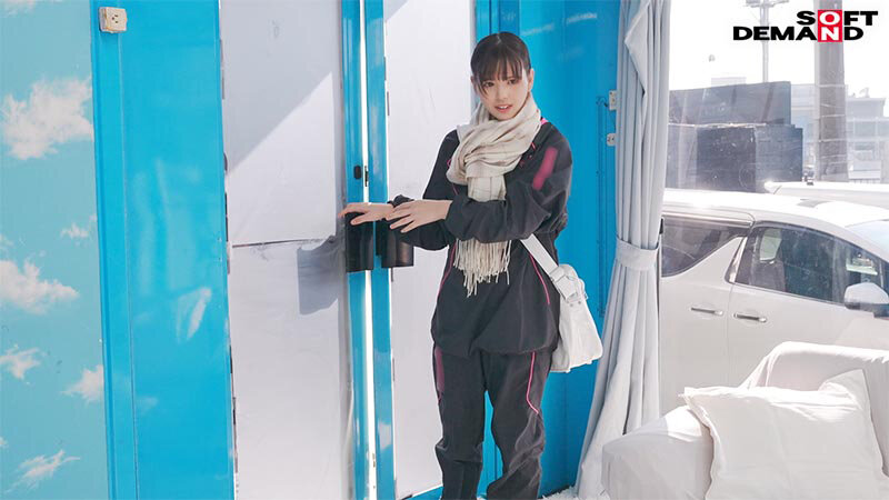 マジックミラー号 青春を部活に捧げるスポーツ女子大生限定！膣内洗浄でカラダのお悩み即解決！練習終わりのJDむれむれおマンコからジョボジョボ恥じらい大噴射！敏感になったキツマンへデカチン挿入！のサムネイル画像