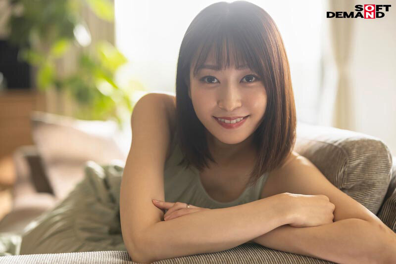 帰宅が遅いのは残業のせい…だけじゃないかも 川崎奈々 36歳 素人人妻がAV初出演のサムネイル画像