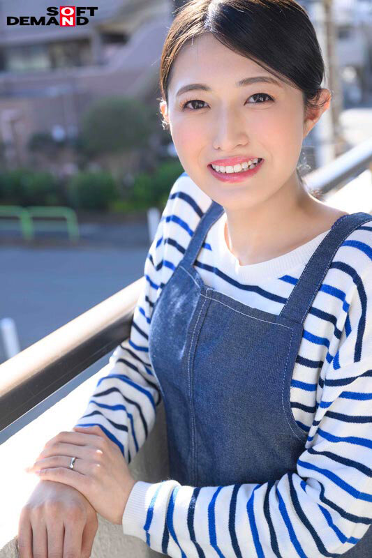 「人の役に立つことが大好き」こども食堂でボランティアに従事。料理が得意なお漏らし奥さん 足立美緒 30歳 最終章 「中に出されるなんて何年ぶりだろう」旦那以外の男と生SEXに溺れて行く5日間 自宅不倫中出しの記録のサムネイル画像
