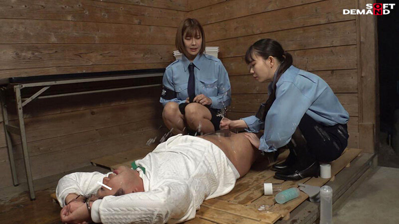 巡察レディのお仕事～女湯更衣室パンティ窃盗少年更生精子回収編～のサムネイル画像