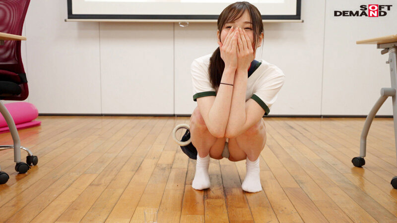 SOD女子社員 モザイクギリギリを目指してワギナグイ込み生着替えさセクハラ 着衣放尿濡れ透けチェック！ジョリ毛・菊門まで迫る接写＆局部アップ 挿入感確認 演出部3年目 矢嶋希里乃のサムネイル画像