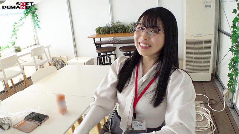 新婚旅行から帰ってきた新妻と、潮吹き3P SEX。SOD女子社員 ハダカになるより恥ずかしい脱ぎキャンBOX野球拳 メディア事業部 中途1年目 遠藤未晴のサムネイル画像