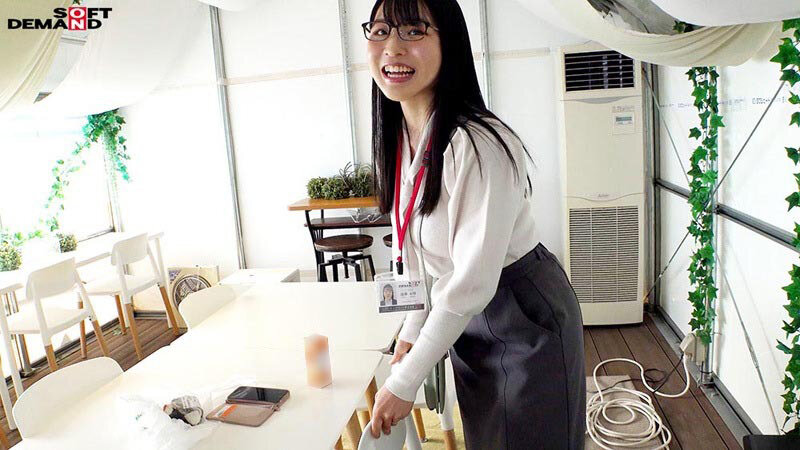 新婚旅行から帰ってきた新妻と、潮吹き3P SEX。SOD女子社員 ハダカになるより恥ずかしい脱ぎキャンBOX野球拳 メディア事業部 中途1年目 遠藤未晴のサムネイル画像