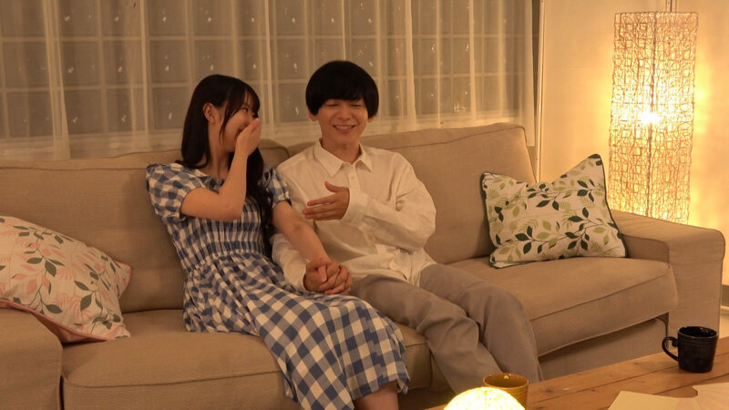 気持ちいいトコロを見てほしい、目と目で感じあうラブラブエッチ 向理来のサムネイル画像