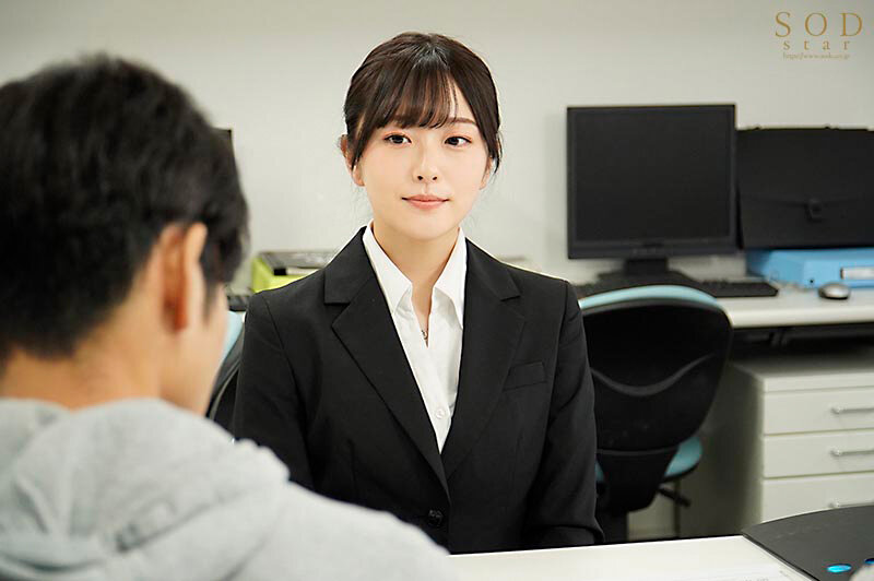 内見にきた新婚夫婦の旦那を寝取って契約成立させる不動産レディの生ハメ中出し営業 青空ひかりのサムネイル画像