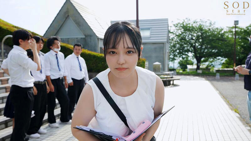 修学旅行でぼっち行動してた僕に同情し真面目な爆乳先生がこっそりヌイてくれた10発射精の宿泊記録。 恋渕ももなのサムネイル画像