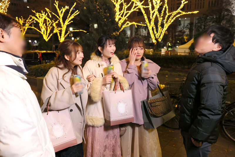 イブに結婚式なんてサイテー！逆ギレ独身・自称バチェロレッテがナンパしてきたハイスぺリーマン食い散らかし『孕ませて（ハート）』中出し懇願16射精！のサムネイル画像