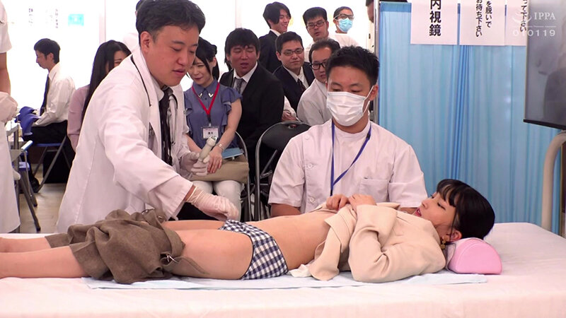 羞恥！ある日突然男女社員混合強●OL健康診断2023～伊織ひなの編～のサムネイル画像