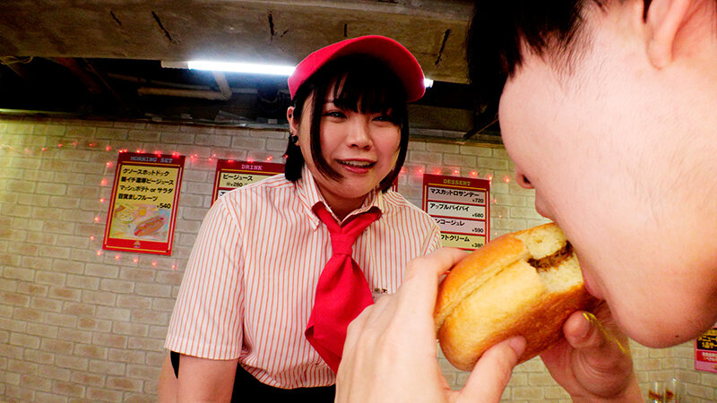 脱糞ファーストフード 臭いけどやみつきに！糞バーガーはいかがですか？のサムネイル画像