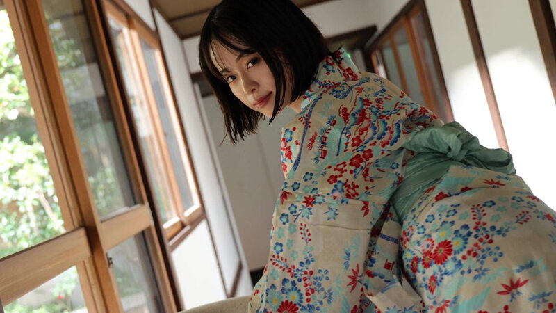 MINAMO 湯女美人のサムネイル画像
