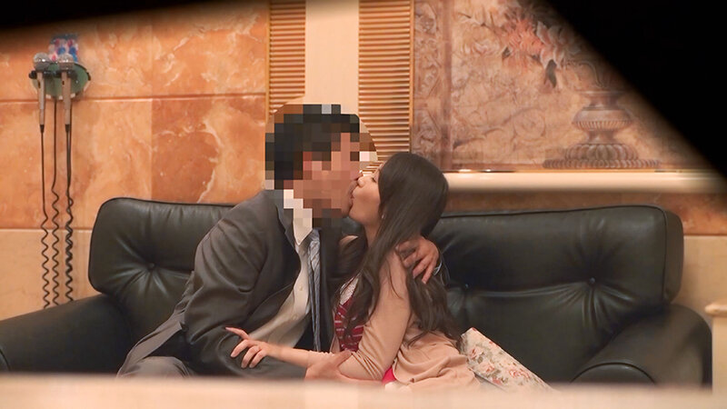 郊外ラブホテル不貞人妻隠し撮り動画 水戸編12人4時間のサムネイル画像