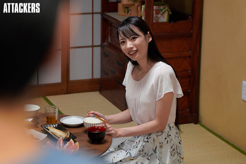義父に10秒だけの約束で挿入を許したら…相性抜群過ぎて絶頂してしまった私。 月野江すいのサムネイル画像