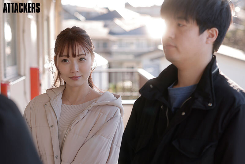 単身赴任中の僕に優しい隣人の結月さんに何度も何度も精子を搾り取られた。 結月りあのサムネイル画像