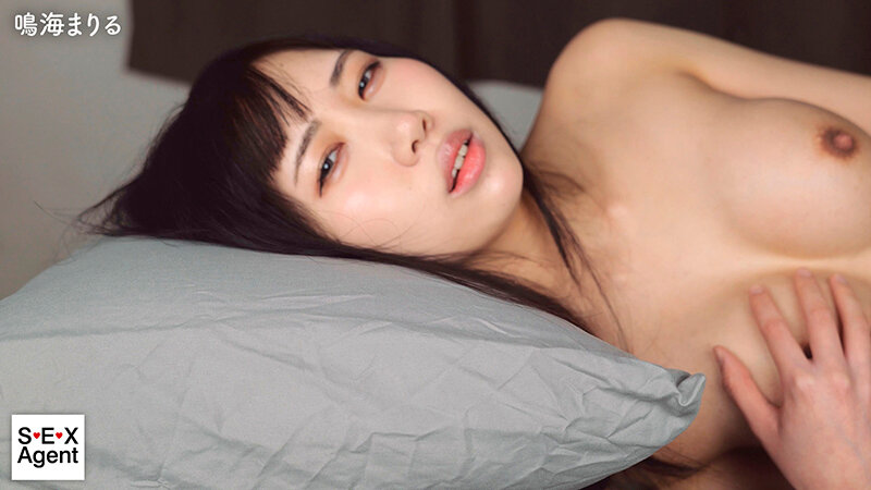 隣で添い寝しながら囁きオナニーをする女の顔2のサムネイル画像