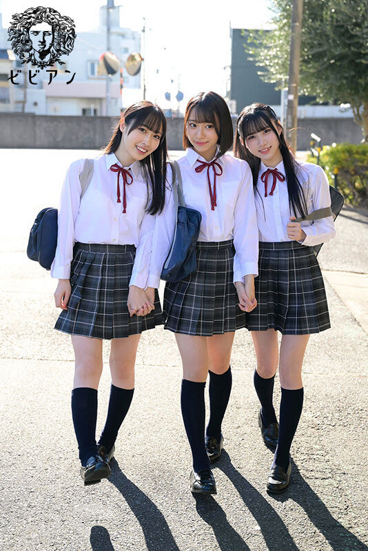 百合妄想していた女子たちの間にまさか私が挟まれるなんて… 推しカップルにW小悪魔挟み撃ちで悶絶レズイキさせられる妄想レズハーレム 赤名いと 天然美月 ゆめ莉りかのサムネイル画像