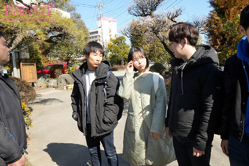 姉御肌でしっかり者だと思われてる日向センパイは俺の前では完全いいなり服従するマゾペット 180度立場逆転させて弄ぶ温泉ゼミ合宿 日向なつのサムネイル画像