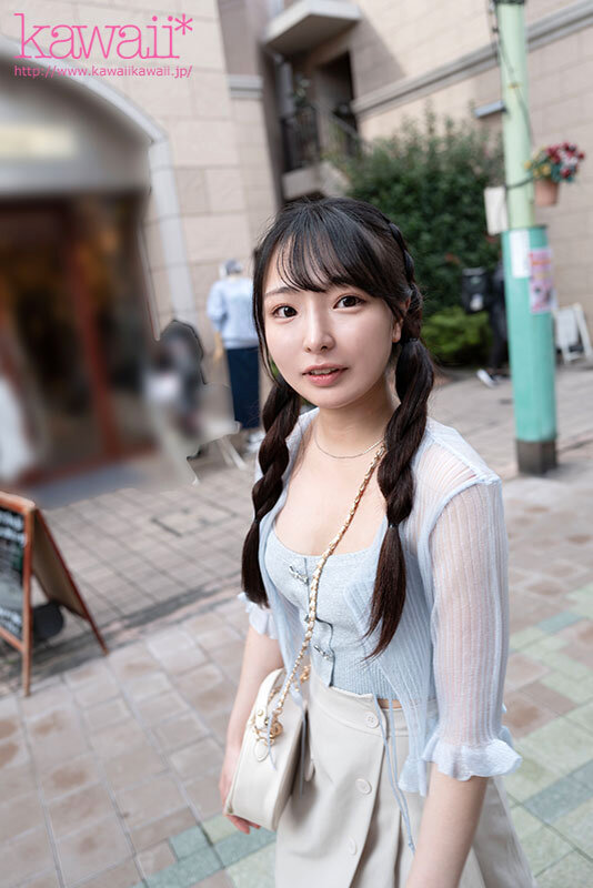 山形から遊びに来ていた無垢で世間知らずな田舎娘に街頭えちえちインタビューしたら手応えあり！強引に言いくるめてAV出演 平山羽那のサムネイル画像