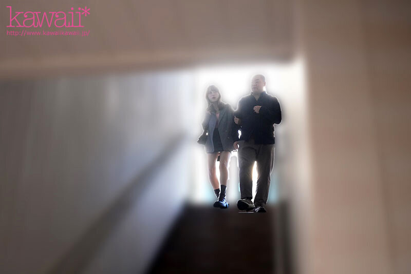【ハプバーNTR】愛する清楚で美人な俺の彼女の本性を引き出したのは見ず知らずの男達でした。 5年付き合う彼女を興味本位で寝取らせたら、まさかの淫乱覚醒 目を疑う光景に俺は涙を流しながらボッキしました 伊藤舞雪のサムネイル画像