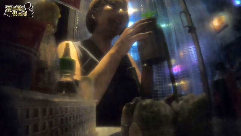 会社のマジメ堅物オンナ上司（ムッツリスケベ）酔わせて媚薬盛ったら淫乱化デカ尻激ピストンにイキ潮吹きまくりキメセク盗撮映像 佐々木咲和のサムネイル画像