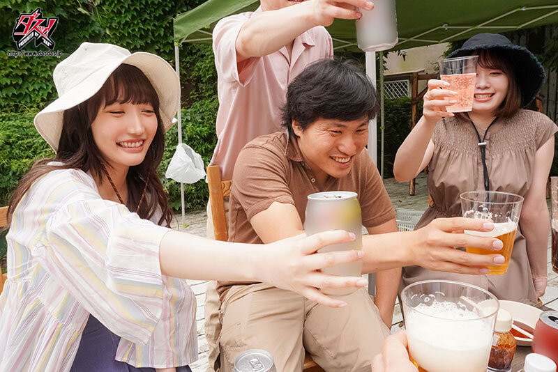 婚約中の彼女がほろ酔い淫獣で浮気した一部始終。 巨乳BBQNTR 弓乃りむのサムネイル画像