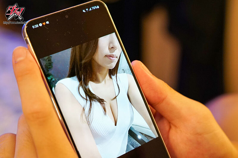 会社では厳しすぎる女帝と出会い系で遭遇。実は性欲アマゾネスで本能剥き出し痴女セックス。 通野未帆のサムネイル画像