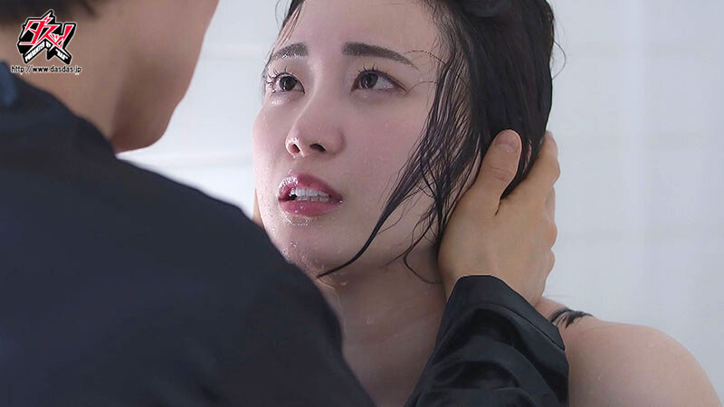影を黒く染めるほどの秘めた欲望に侵蝕されていく私。 美谷朱音のサムネイル画像