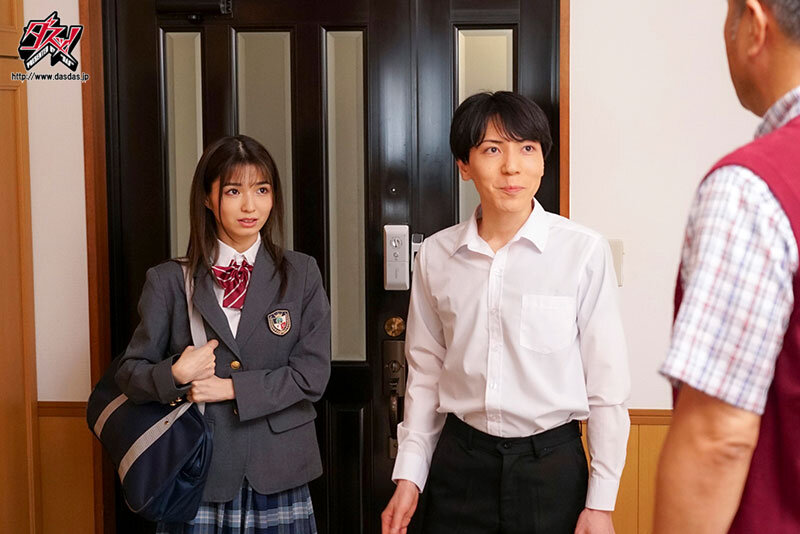 華奢スレンダー美少女な彼女が俺の親父に寝取られ種付けプレスされていた。 倉本すみれのサムネイル画像