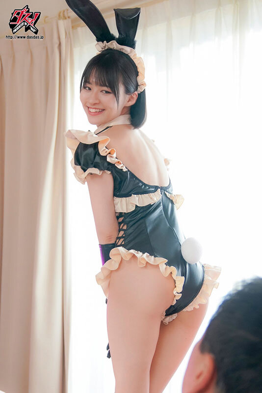 痛カメコに小悪魔誘惑でガチ恋どぴゅ沼につき落とす痴女コスプレイヤー 秘密のコスパコ中出し撮影会 東條なつのサムネイル画像
