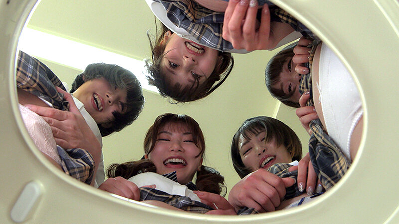 女子校専科 人間小便器 本当の便器扱い、してあげるからねのサムネイル画像