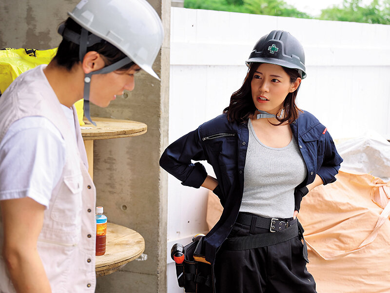 ガテン女上司と突然の豪雨で現場から帰れなくなり…カラダを温めあううち色っぽい濡れ髪濡れ肌に理性爆発ワゴン車が揺れるほどカーセク中出ししまくった 都月るいさのサムネイル画像