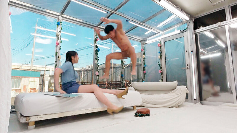 【25周年SP】MM号からの脱出 女子大生の友情数珠つなぎ企画 友達を30分以内に電話で呼び出し‘身代わり’にして密室から脱出せよ！制限時間を過ぎたらデカチン即ハメ！ 7 イってもやめない激ピストンで友達が来るまで生中出しは終わらない inザ・マジックミラー 2枚組…のサムネイル画像