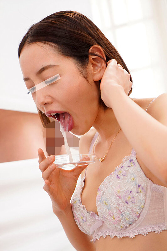一般男女モニタリングAV 巨乳妻限定！ノーハンドフェラでズラ～ッと並んだチ○ポ10本の中から愛する旦那のチ○ポ当ててみて！4 ハズレたらいきなりデカチン即ハメ！形・大きさの異なるフル勃起チ○ポと大量ザーメンを味わって発情した人妻オマ○コは旦那の目の前なのに絶…のサムネイル画像