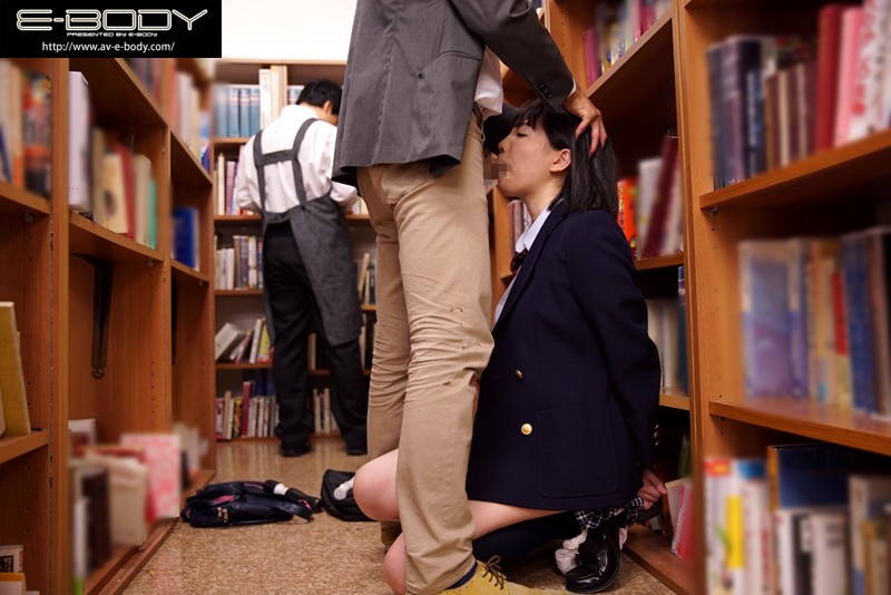 孕ませ図書館痴● 拒否もできず、声も出せずに膣内射精されるがままイキ堕ちた地味で巨乳な女子校生 鈴木心春のサムネイル画像
