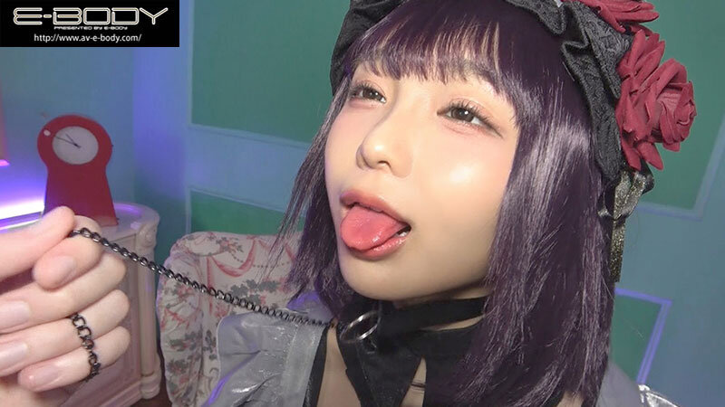 SNSフォロワー10万人超え！ 大人気巨乳コスプレイヤーのオフパコ生々ハメ撮り映像 莉々はるかのサムネイル画像