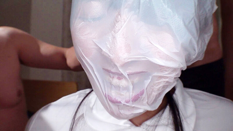 首絞めで感度上昇 呼吸困難でイク変態女 膣ガン突き！喉バチボコ！モノ扱い絶対服従中出し肉便器あかりのサムネイル画像