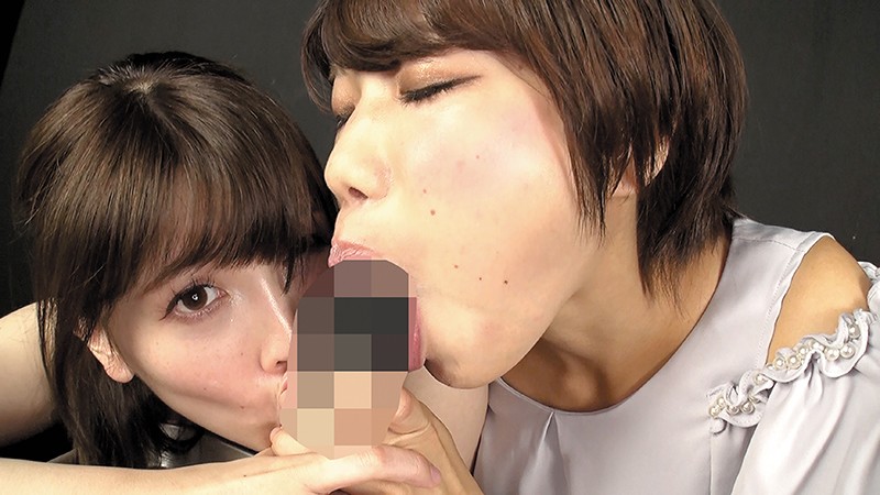 大量唾液滴るレズキス淫語ディルドフェラのサムネイル画像