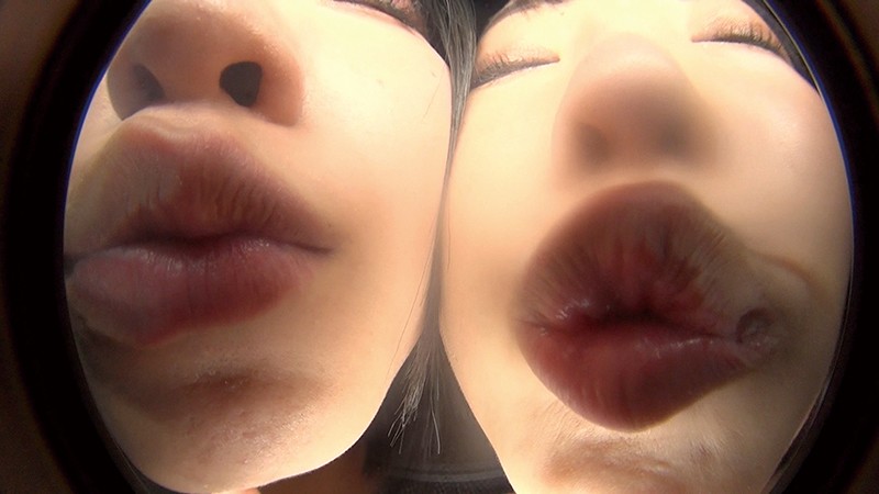【主観淫語接吻】バーチャルレズベロキスのサムネイル画像