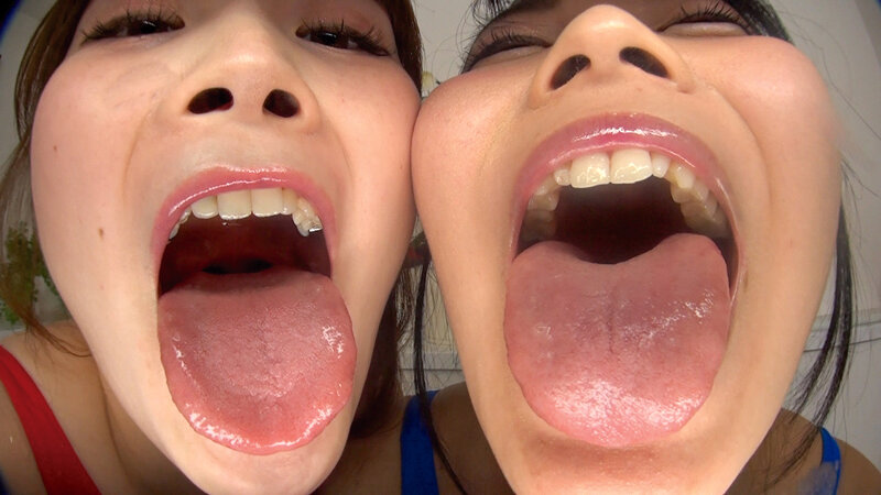 W痴女に超絶淫語で唾責めされる僕のサムネイル画像