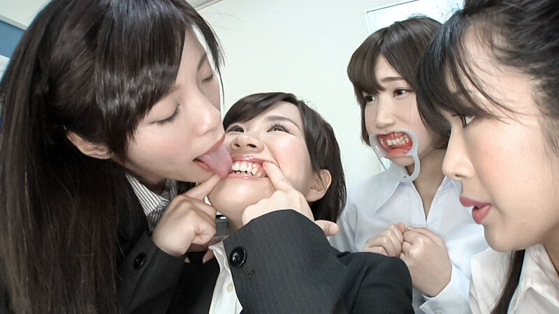 歯舐めレズのサムネイル画像