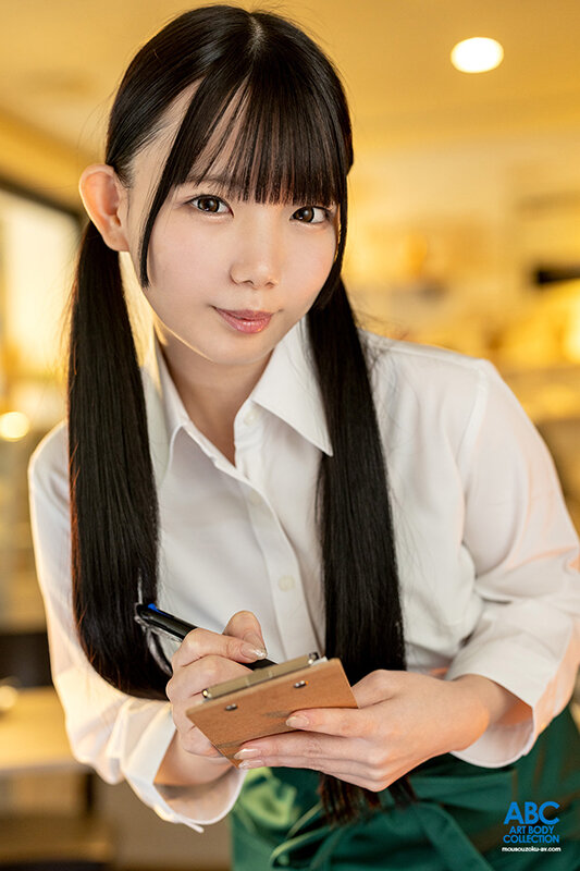 あざと可愛い美少女カフェ店員の小悪魔誘惑 見つめられながらペロペロ乳首舐めで理性はプッツン！激ピス種付けプレス中出し不倫 南日菜乃のサムネイル画像