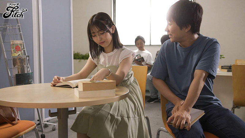 隠れ肉食系の文学女子に淫語を囁かれねっとり甘責めされて食べられる。 卯佐美りんのサムネイル画像