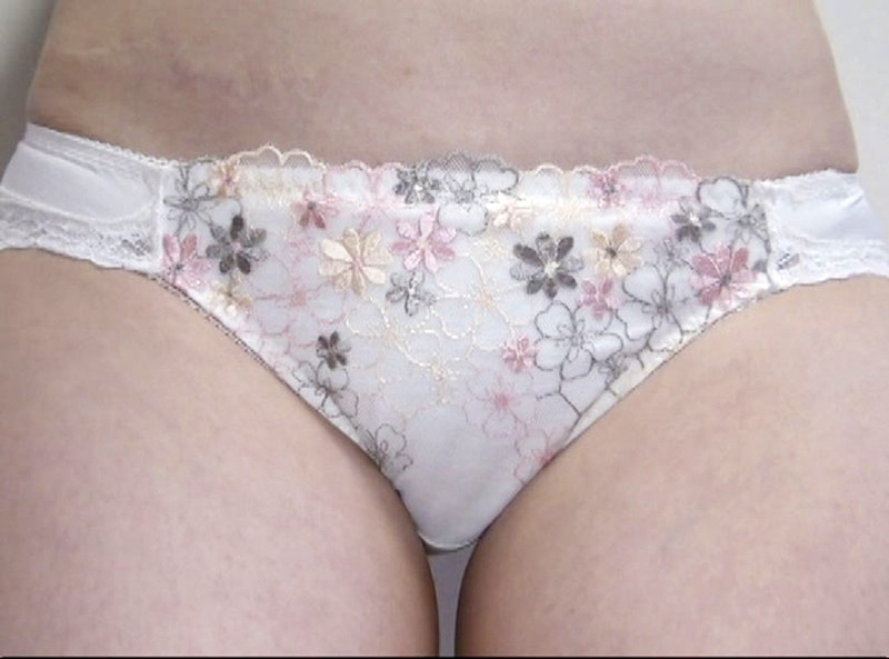 300人のパンツのサムネイル画像